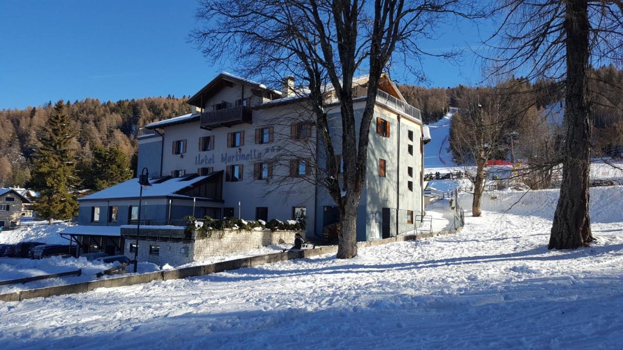 Hotel Martinella Folgaria Exterior photo